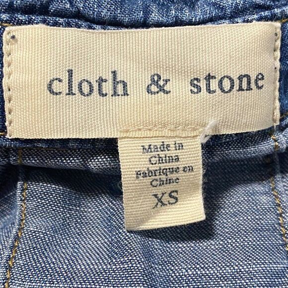 Cloth & Stone Denim Top Extra Small - Picture 4 of 6